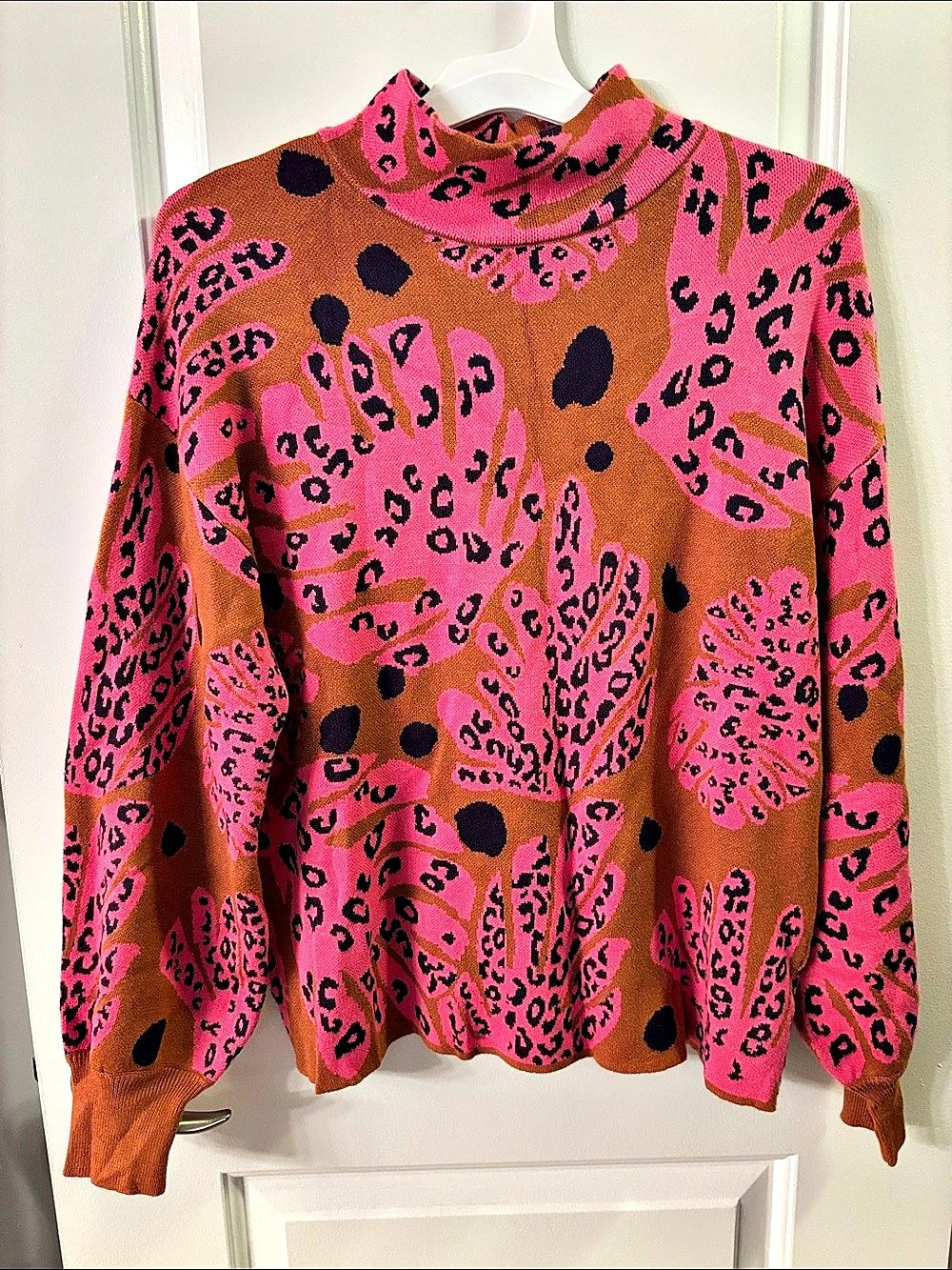 Fate Sweater Animal Print Pink & Brown Small